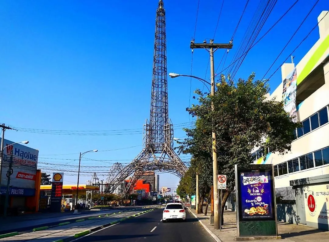 Apartamento 505 Cortijo Reforma zona 9 Guatemala 0*,  Guatemala